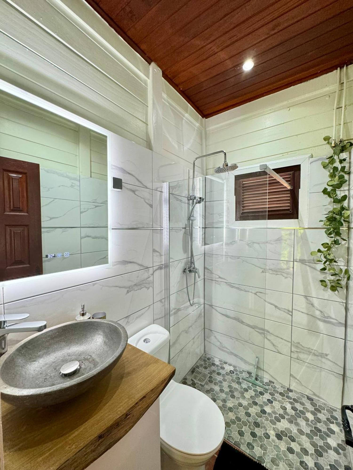 Le Gaspardo , 2 Chambres Climatisees , A 2 Mins A Pied De La Plage , Wifi , Jardin Clos, Parking ,Sans Vis-A-Vis Le Carbet Zewnętrze zdjęcie